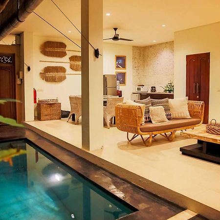 Aroha Boutique Villas Seminyak  Ngoại thất bức ảnh