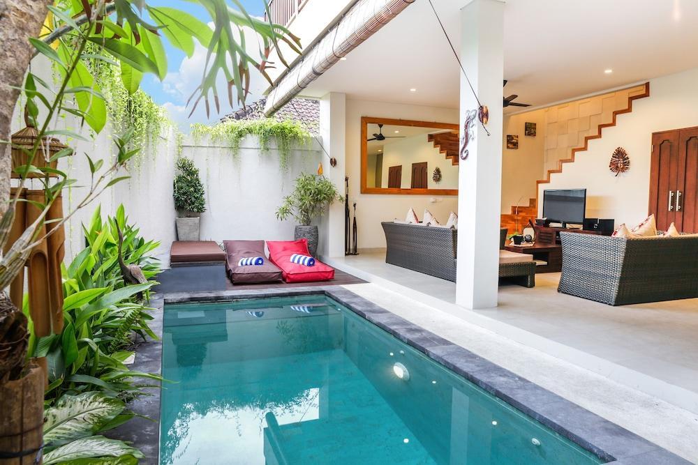 Aroha Boutique Villas Seminyak  Ngoại thất bức ảnh